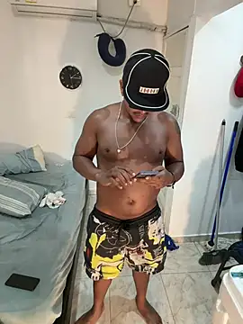 bigdick211292 (M young) - Help me with the goal 🍆🥛👅😉🔥