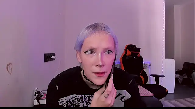 Lyricca webcam