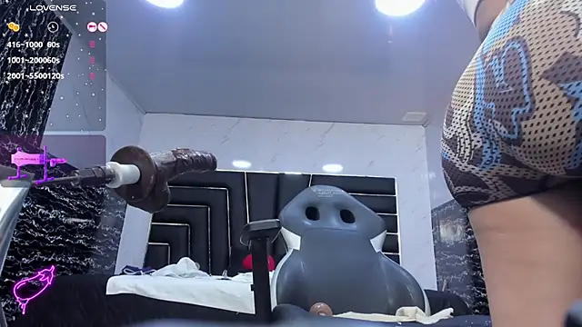 Ladyy_Scarlett webcam