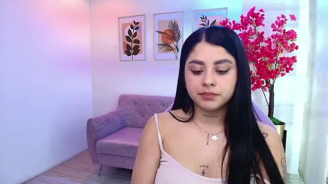 Julie_vancouver live cam on StripChat