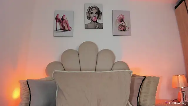 _luuciana_ webcam