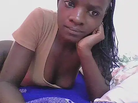 ebonypetite2 live cam on StripChat