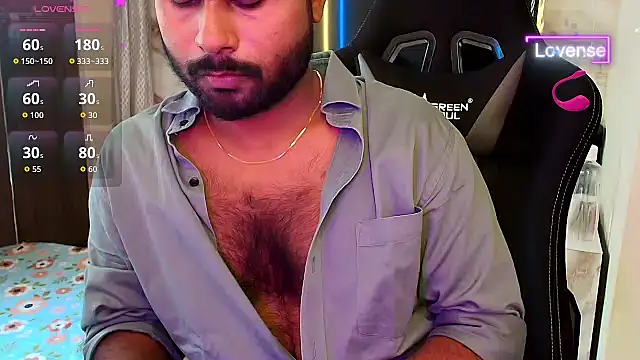 SilverShade3 live cam on StripChat