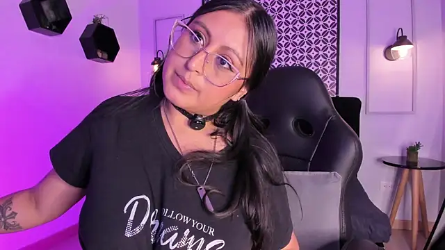 Amber_gold_ webcam