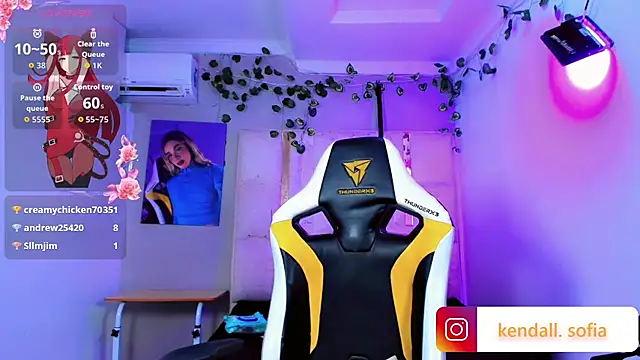 Sophiaa_doll_ webcam