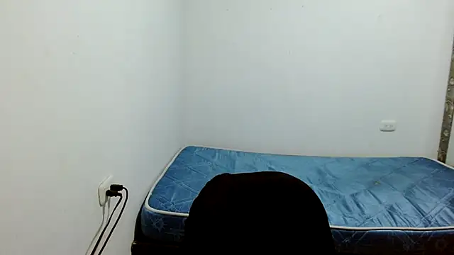 estefania224 live cam