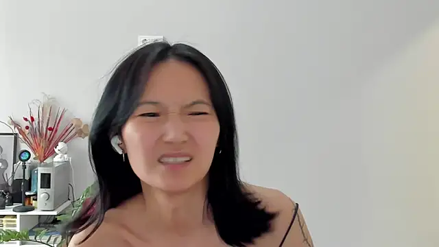 ailey_chao - Ailey_chao's free webcam - UK Sex Cams