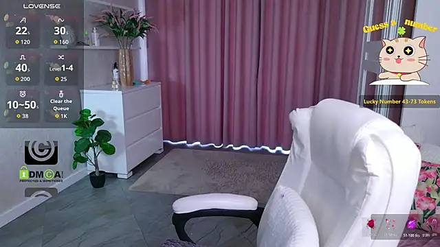 KellyKleine webcam
