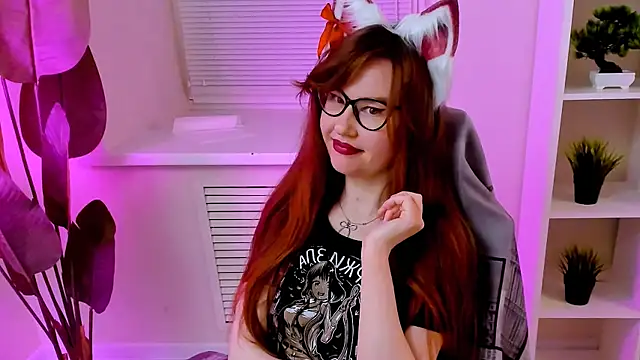 CarolGiggly webcam