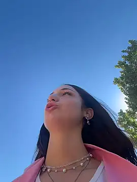DollyTall live sex cam