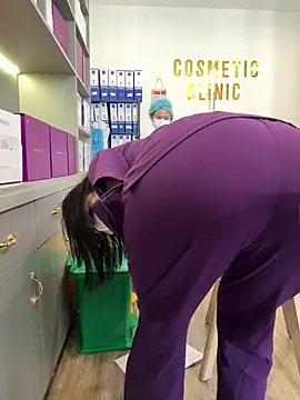 Secretly_masturbating