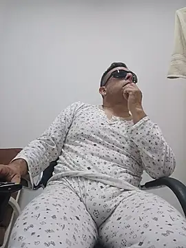 chicoguapo8 webcam