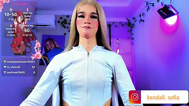 Sophiaa_doll_ webcam