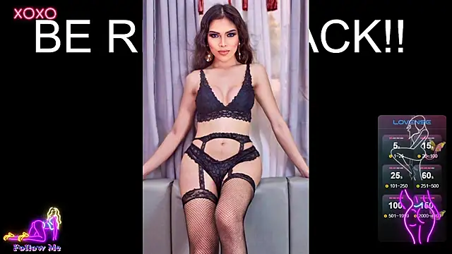 izabella_moore webcam