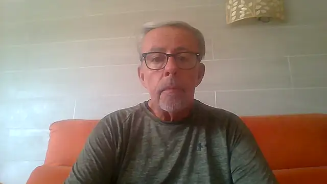 tuggy59 live cam on StripChat