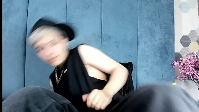 Megan_Thompson_ webcam