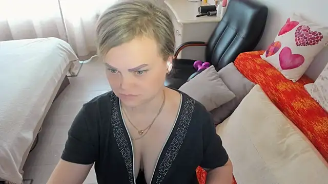 MildMature webcam