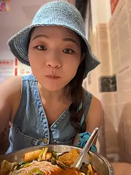 xiaoxiaocheng678 webcam