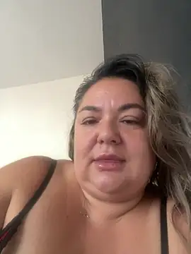 MikyVesela webcam