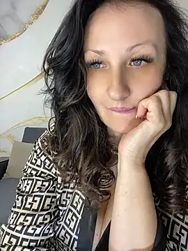 AnnaGrei webcam
