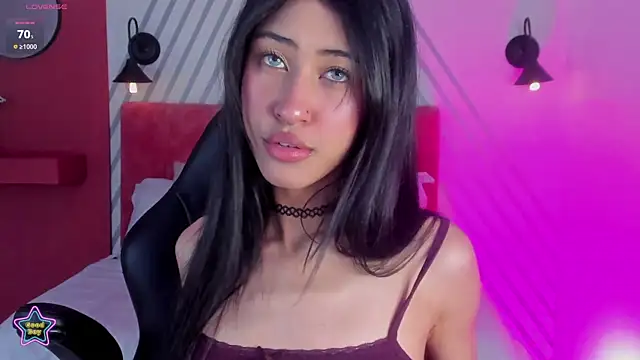 internett_sweetheart live cam on StripChat