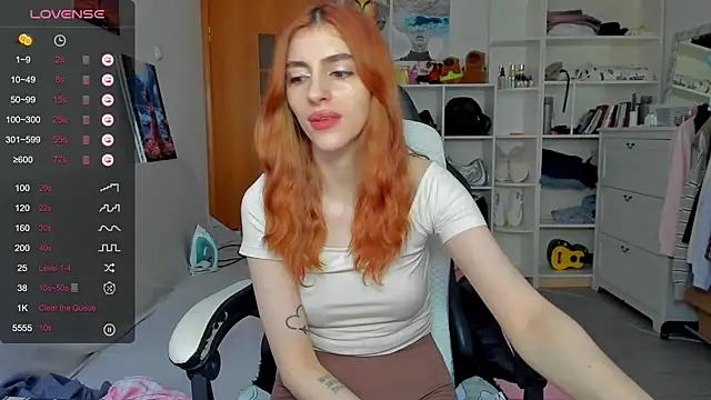 _Nicole_dance webcam