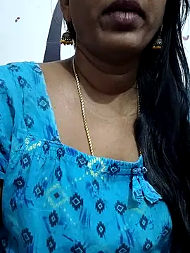Tamil_Meera12 webcam