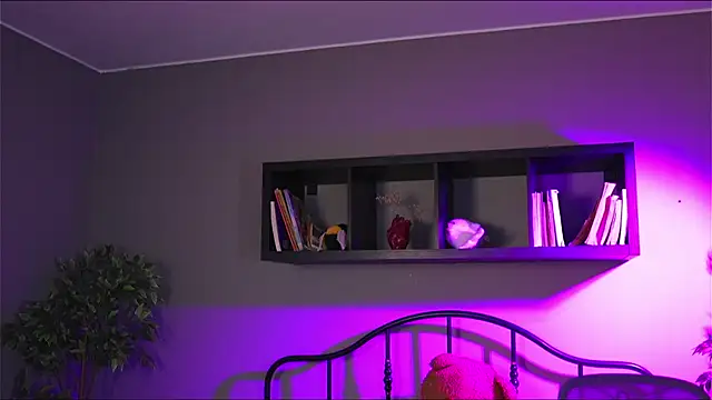 Emma_Lirys webcam