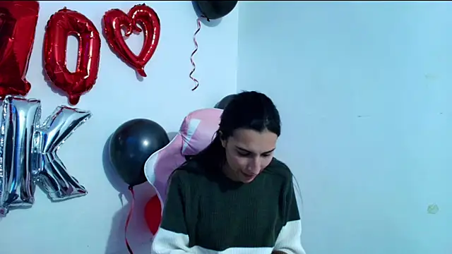 shopiaa_m2 webcam
