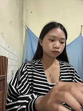 Mayy1 webcam