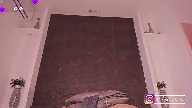 naina_deivis33 webcam