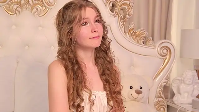 LisaStone webcam