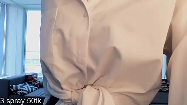 AliciaBrooks webcam