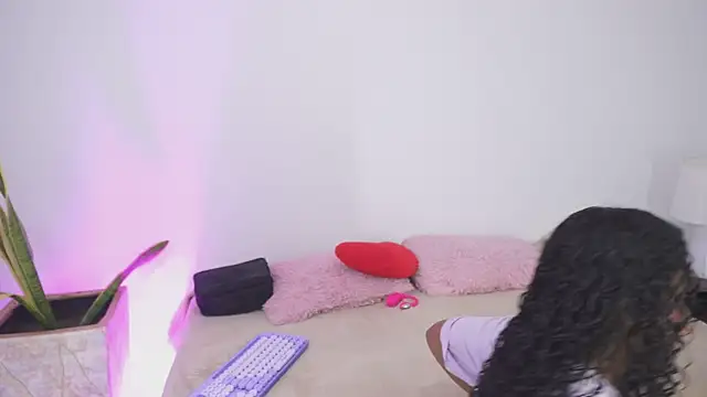 Anais_aradia webcam