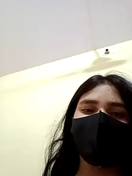 Mahira-- webcam