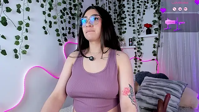 Samii_Evans webcam