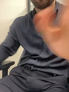 speddy34 live cam on StripChat