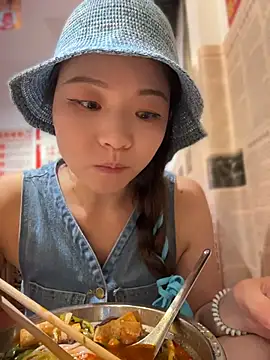 xiaoxiaocheng678 live cam on StripChat