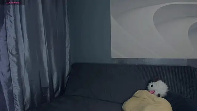 TarynPalek webcam