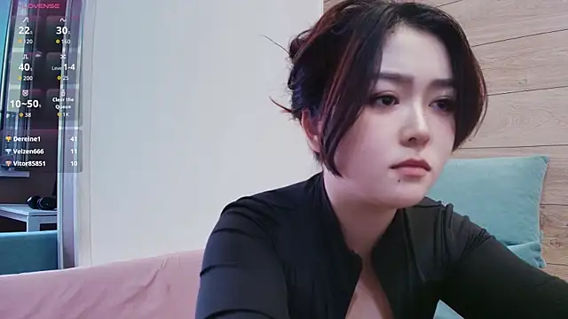 yun_lihn live cam on StripChat