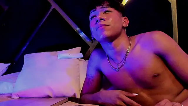 tiago_noir