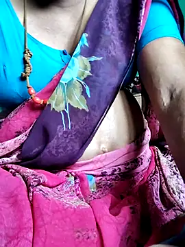Tamilrojanew webcam