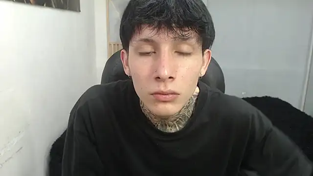 Cry_thereal webcam