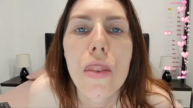 karinamadnessdesiree webcam