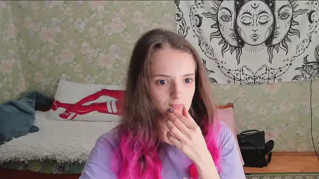 Cutie_Adelia webcam