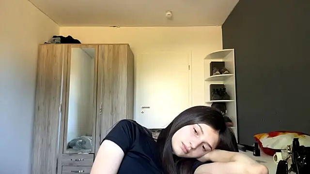 SpanishRooter webcam