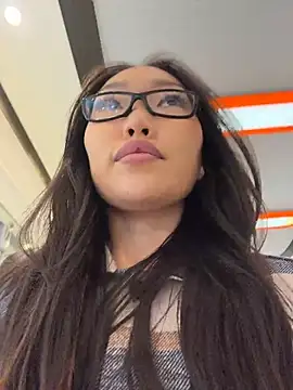 trytomakememoam webcam