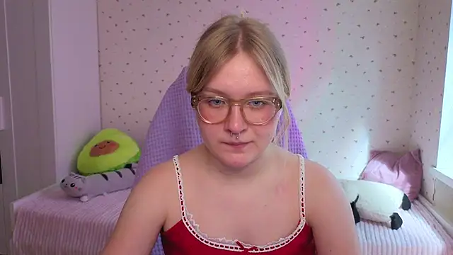 leazy_peazy live cam on StripChat