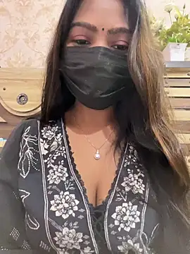 Cute-Ananyaa live cam on StripChat