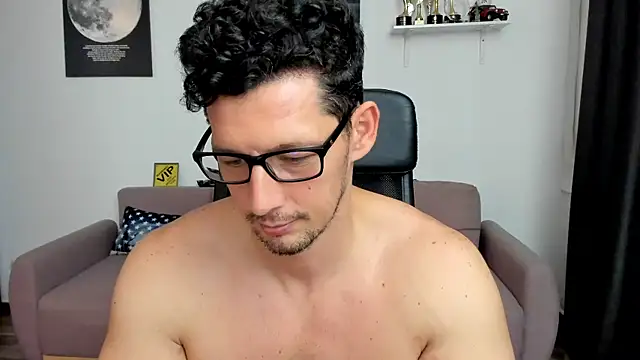BrutusK08 webcam